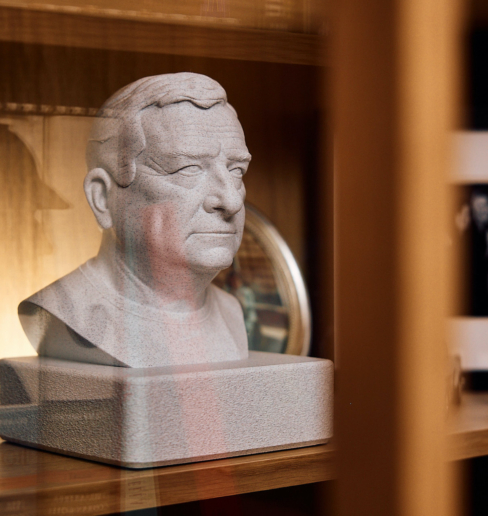 Statement size large 3D printed portrait bust, 240mm height, handcrafted by Everlyfe.